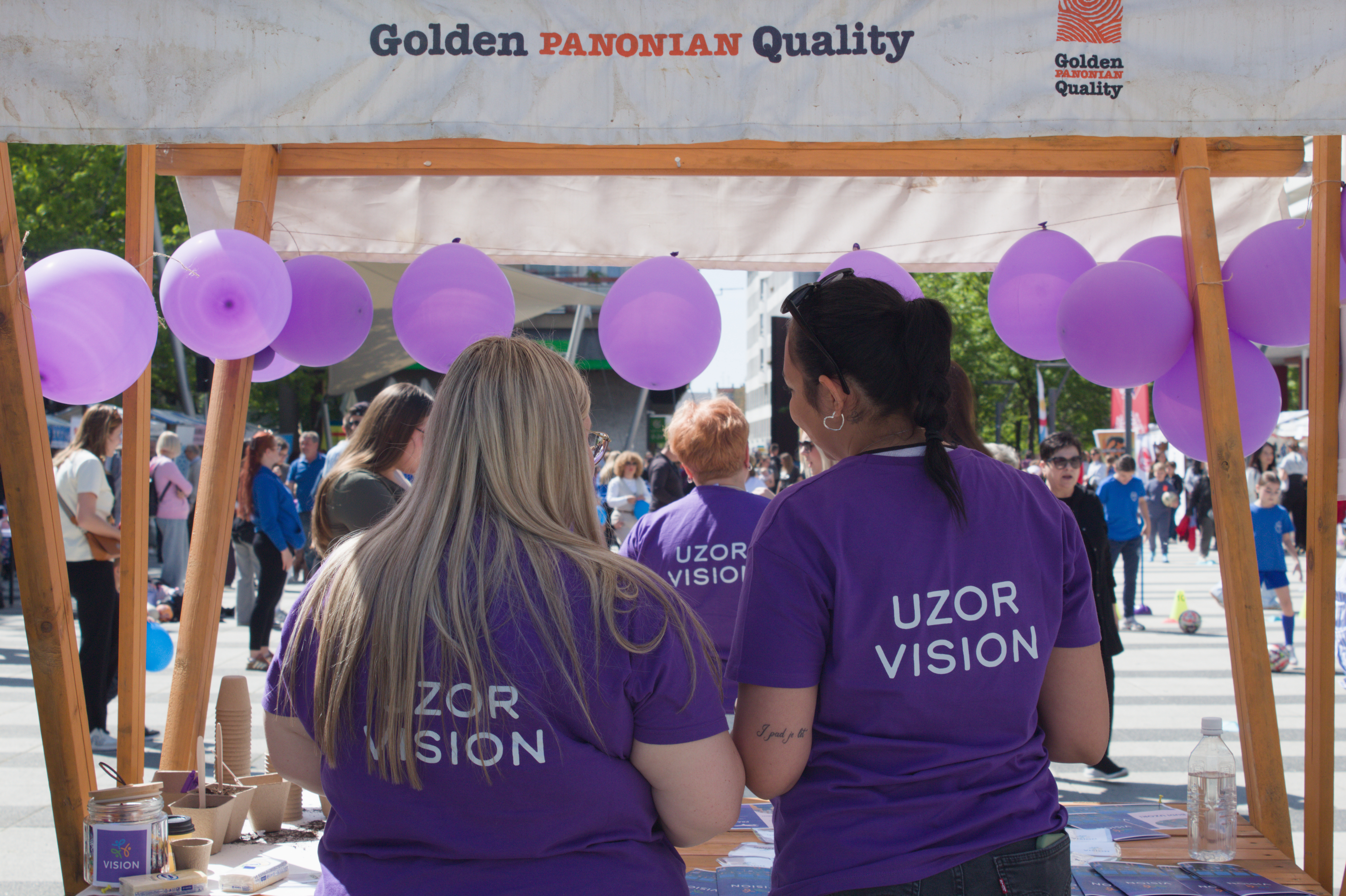 UZOR Vision volonteri na događanju