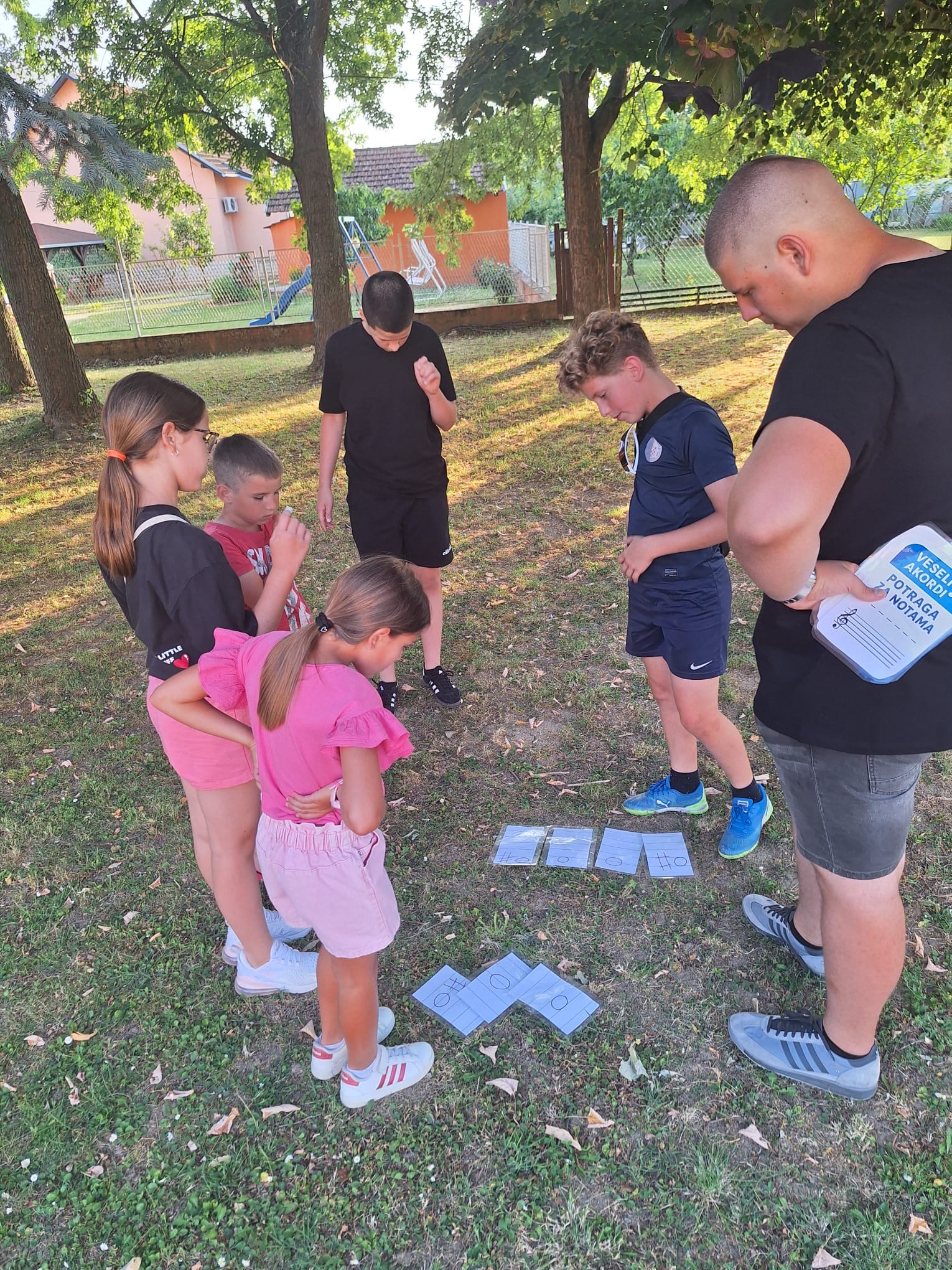 b0f0872c-5356-41d9-a422-4fb3d55dac16