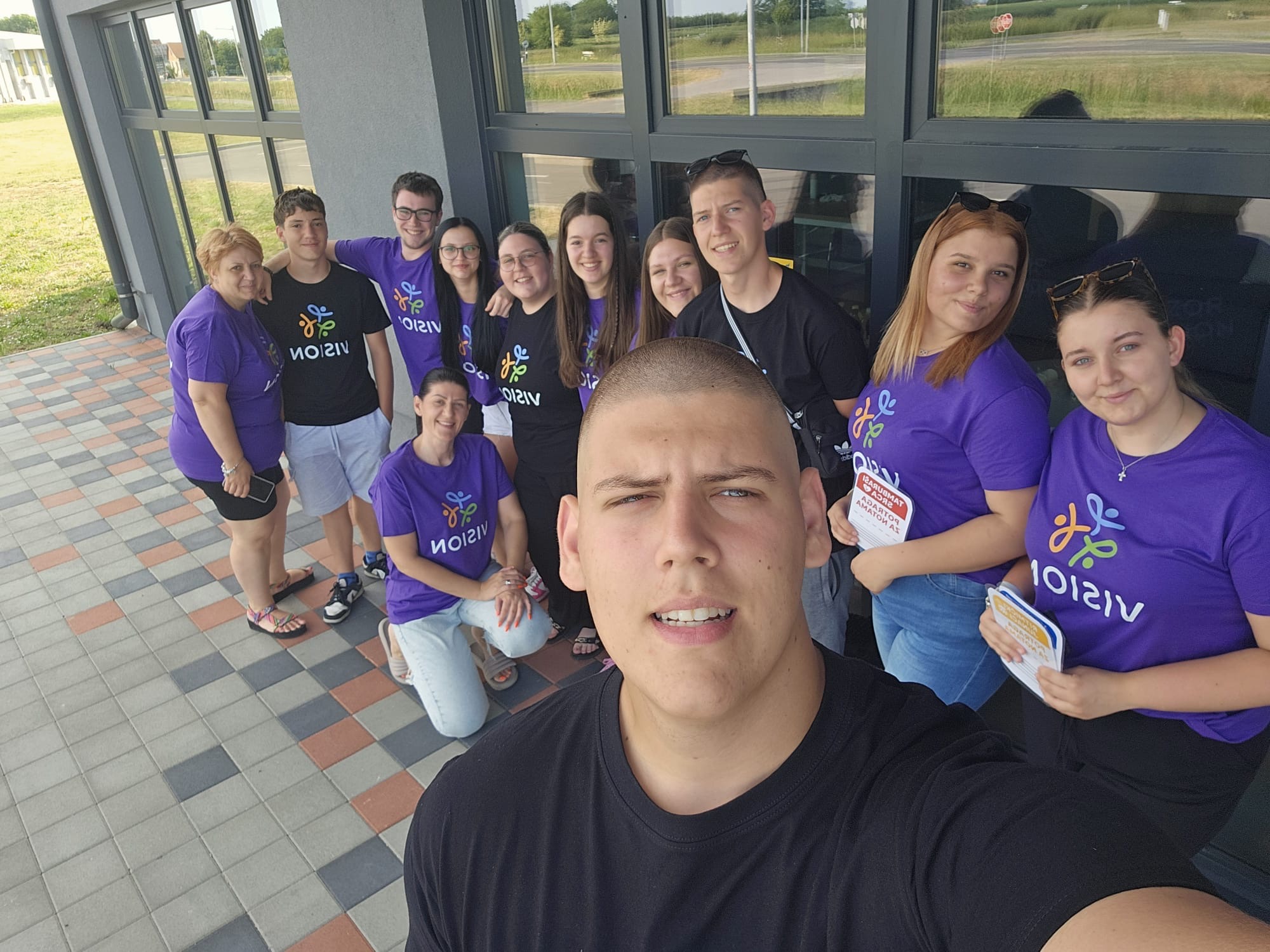 ebdec408-6576-4ce8-b6dc-d44cde1a54ff